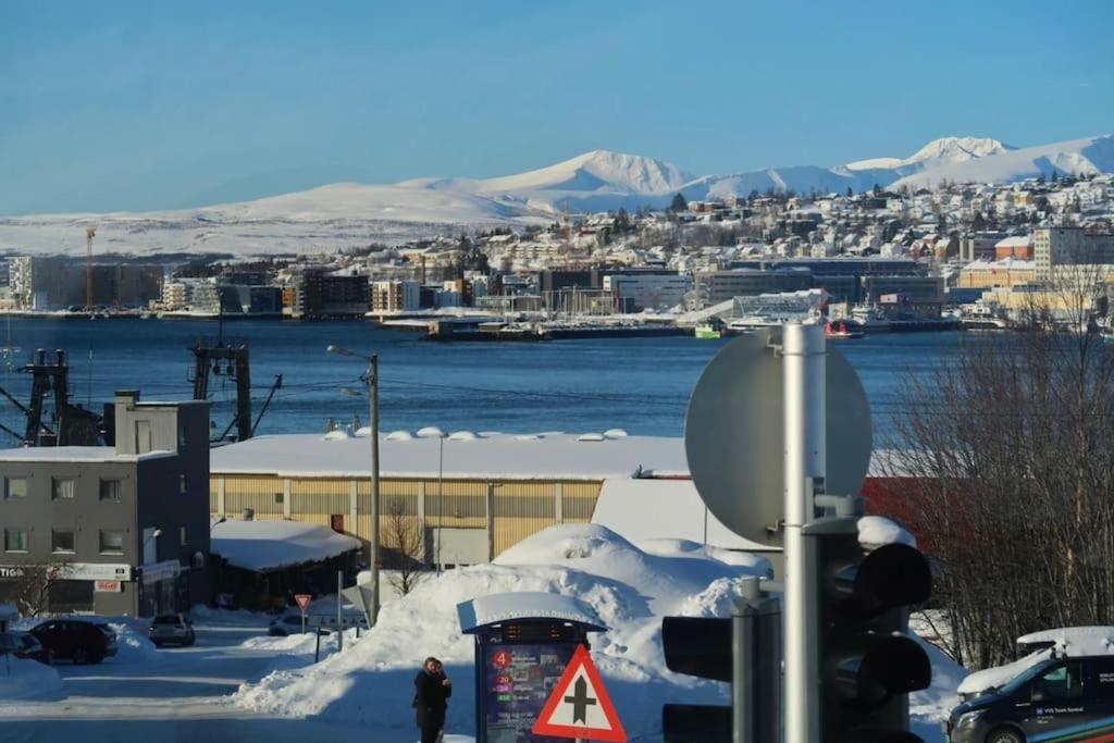 New Magnificent View Apartment Near The Centre Tromsø Exterior foto